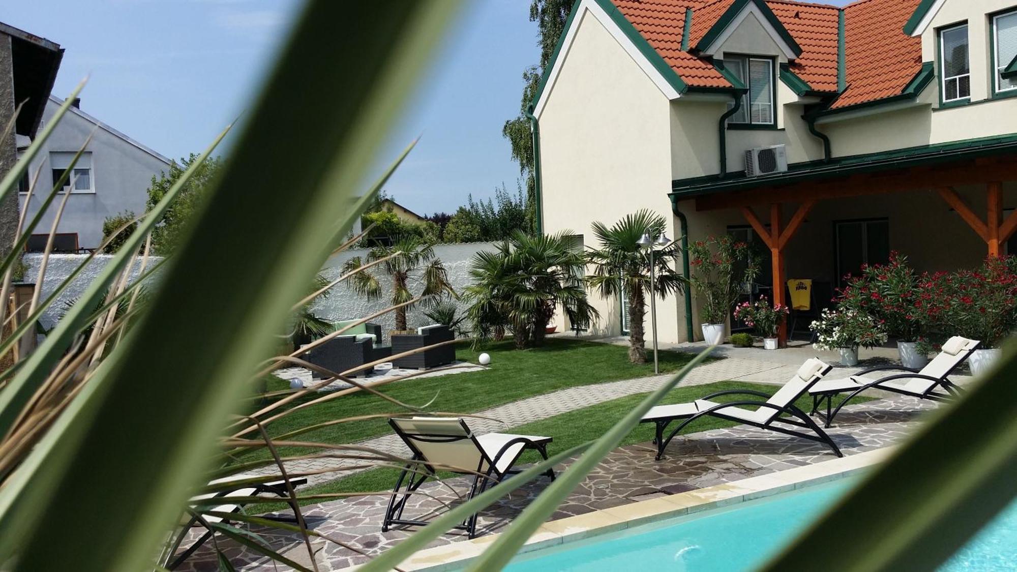 Ferienhaus Апетлон Номер фото